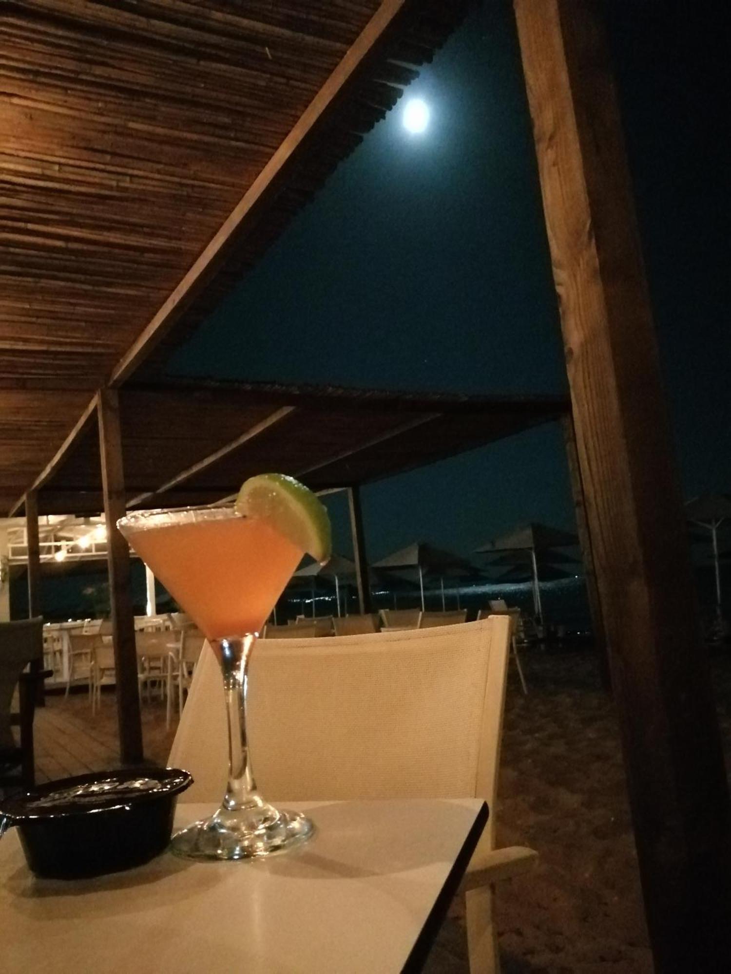 Perla Studios Paralia Dionysiou Esterno foto
